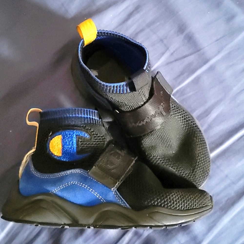 Champion sneakers